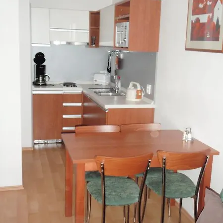 Apartament B14 Ramzová